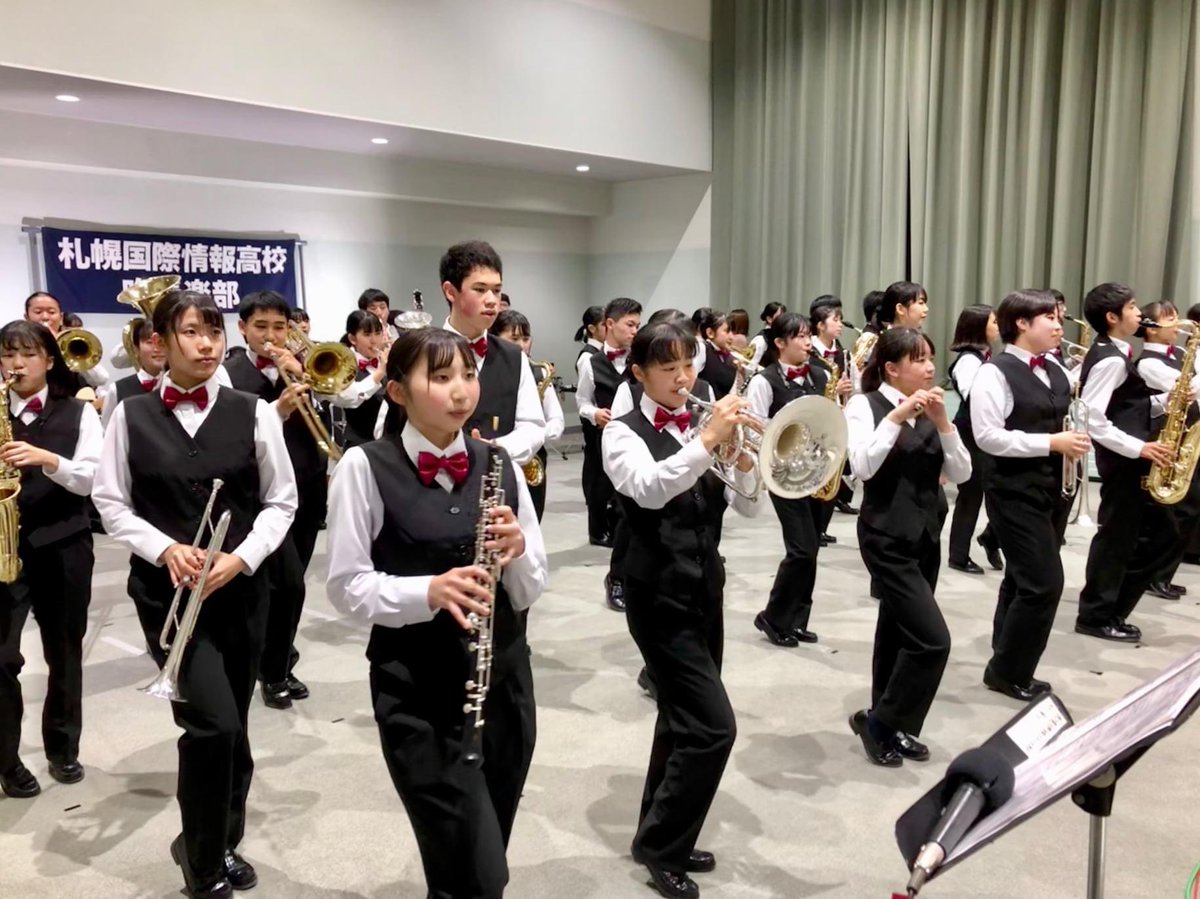 sitband_danpure's tweet photo. 警戒ステージが��がり,11/03の訪問ライブが中止。
そこで,急遽,ライブ収録し,ディスクでお届けすることに!
team"Red 26th"の初単独ライブです。
茨戸アカシアハイツの皆さんとは、来春こそ再会を!
#SITバンド #札幌国際情報高校吹奏楽部 #ダンプレ #teamRed26th #みんなのエール北海道 https://t.co/zYAaeHsugJ