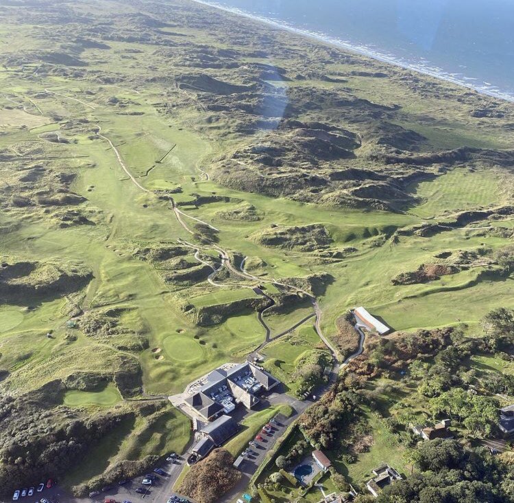 Saunton from the sky 😍

Thanks to @weatherstonehouse for sharing 📸