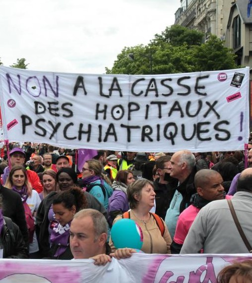 npaetincelle's tweet photo. Quand la psychiatrie, « parent pauvre de la médecine », s’apprête à devenir plus pauvre encore…😬😬

Depuis quarante ans, la situation de la psychiatrie publique ne cesse de se dégrader. On peut dire qu’elle est passée de grave à catastrophique. https://t.co/IK3hLUvfwR