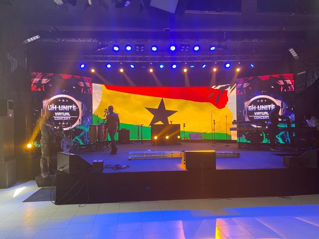 safaray's tweet photo. Set up ongoing.... preparation for the Biggest show in the year 2020...Happening tomorrow...so Get your ticket now on https://t.co/HticUokUPl to avoid last minute traffic #LoggyEntertainment #LoggyTours @papaloggy https://t.co/M73FZcOFNI