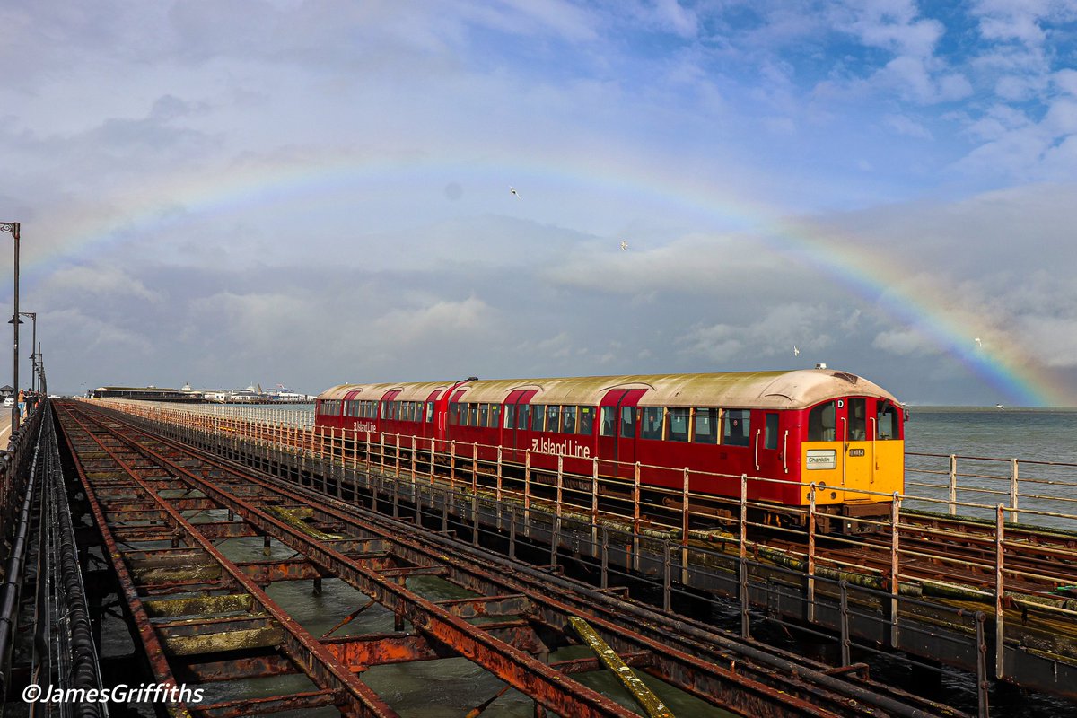 1938 ex London tube stock Cl 483008 heads along Ryde Pier (Isle Of Wight) in glorious weather with the hovercraft just in view 21-10-20

Great place will visit again someday

#class483 #londontransport #rydepier #tubetrain #isleofwhite