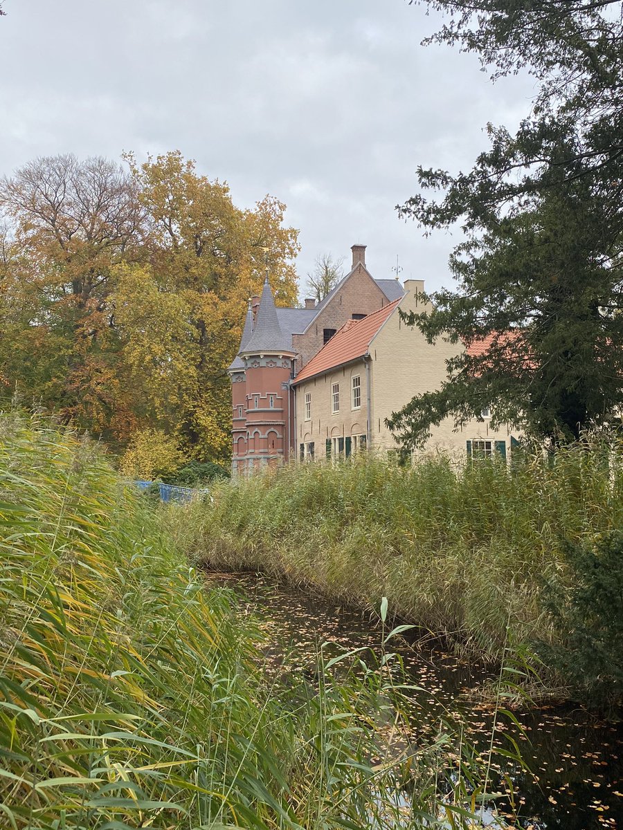 cindy_ve's tweet photo. #LandVanOoit #TotOoit #VerlatenPark https://t.co/dfWW0H9D1k