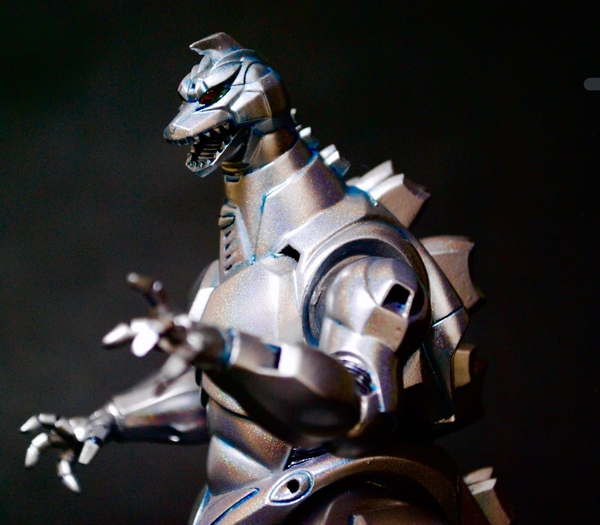 New type メカゴジラ(1993) 原型：速水仁司氏 完成です