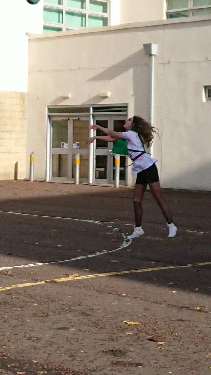 TEAMPEGW's tweet photo. Miss Evans' higher bball group working on their PDP and games play,in their costumes and sunshine for a change #develop #skills #competitivefun #Workinghard #motivated #makingprogress @Greenwood_Acad https://t.co/oaTmnrFpoi