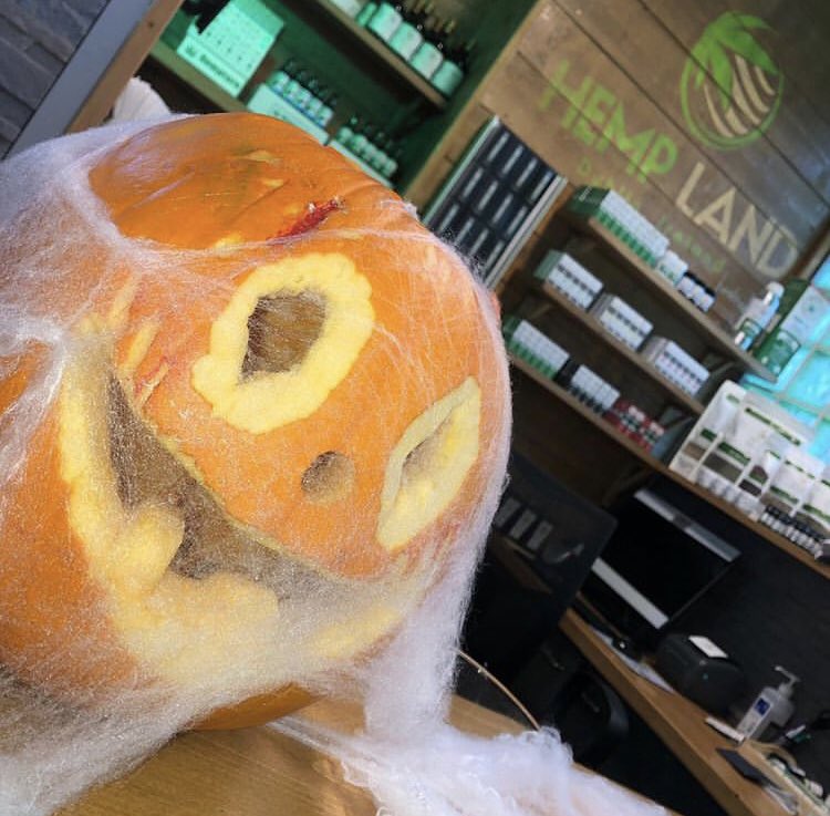 hemp_land's tweet photo. Happy Halloween ๐ ๐ฎ๐ช
#hempland Pop in today for a warming cup of #Hemp Tea or #CBD #Coffee. Open Saturdays 12-3pm. @hemp_land #Dublin1 https://t.co/0xVg05mxkv https://t.co/8xv8URBiF7