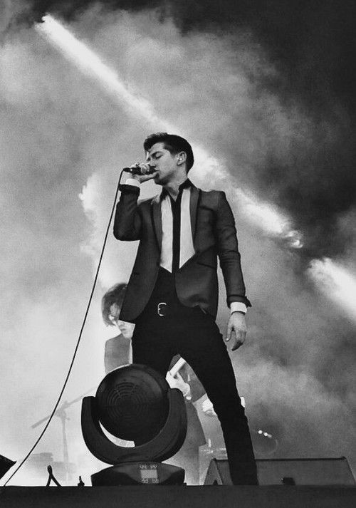 alex turner as statues because he's a living work of art— a thread