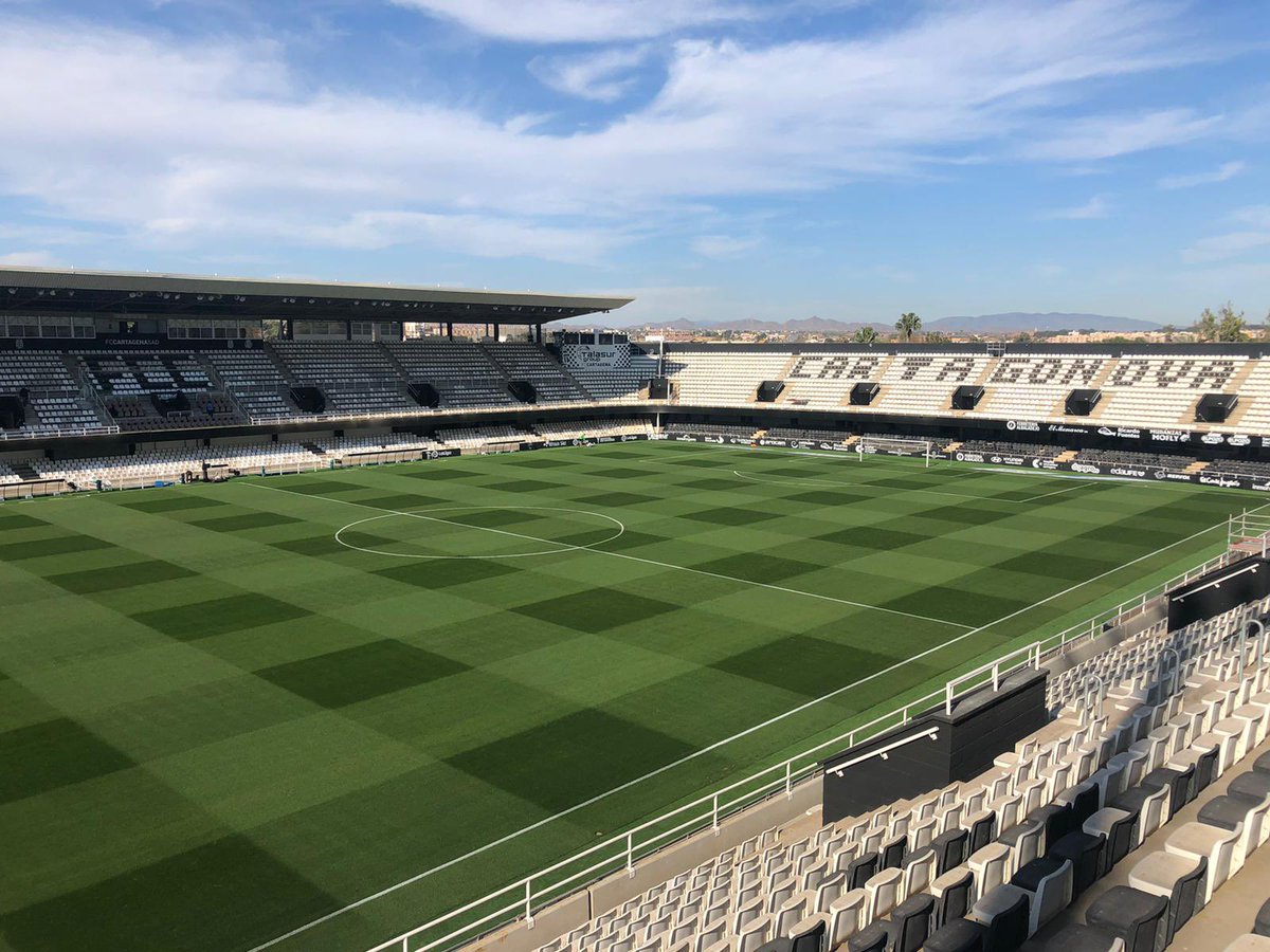 FCCartagena_efs's tweet photo. 😍 Así luce el Cartagonova, preparado para el partido de esta tarde #CartagenaAlbacete 

🏟🙌 Os vamos a echar de menos en la grada pero os sentiremos cerca #vamosAfición #Efesé https://t.co/uFILM3fZzK