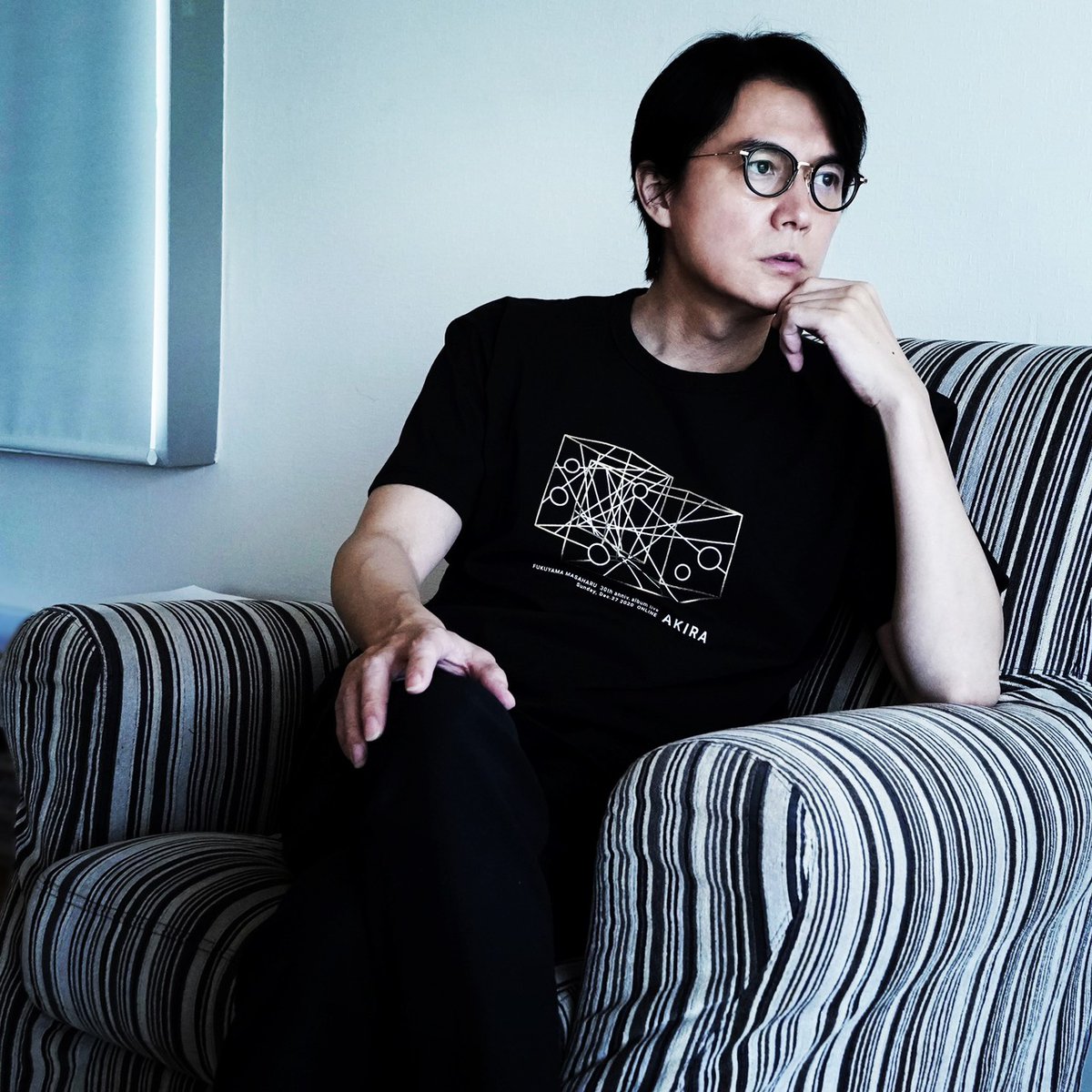 直販割引品 福山雅治 2018年ロゴTシャツ funleucemialinfoma.org