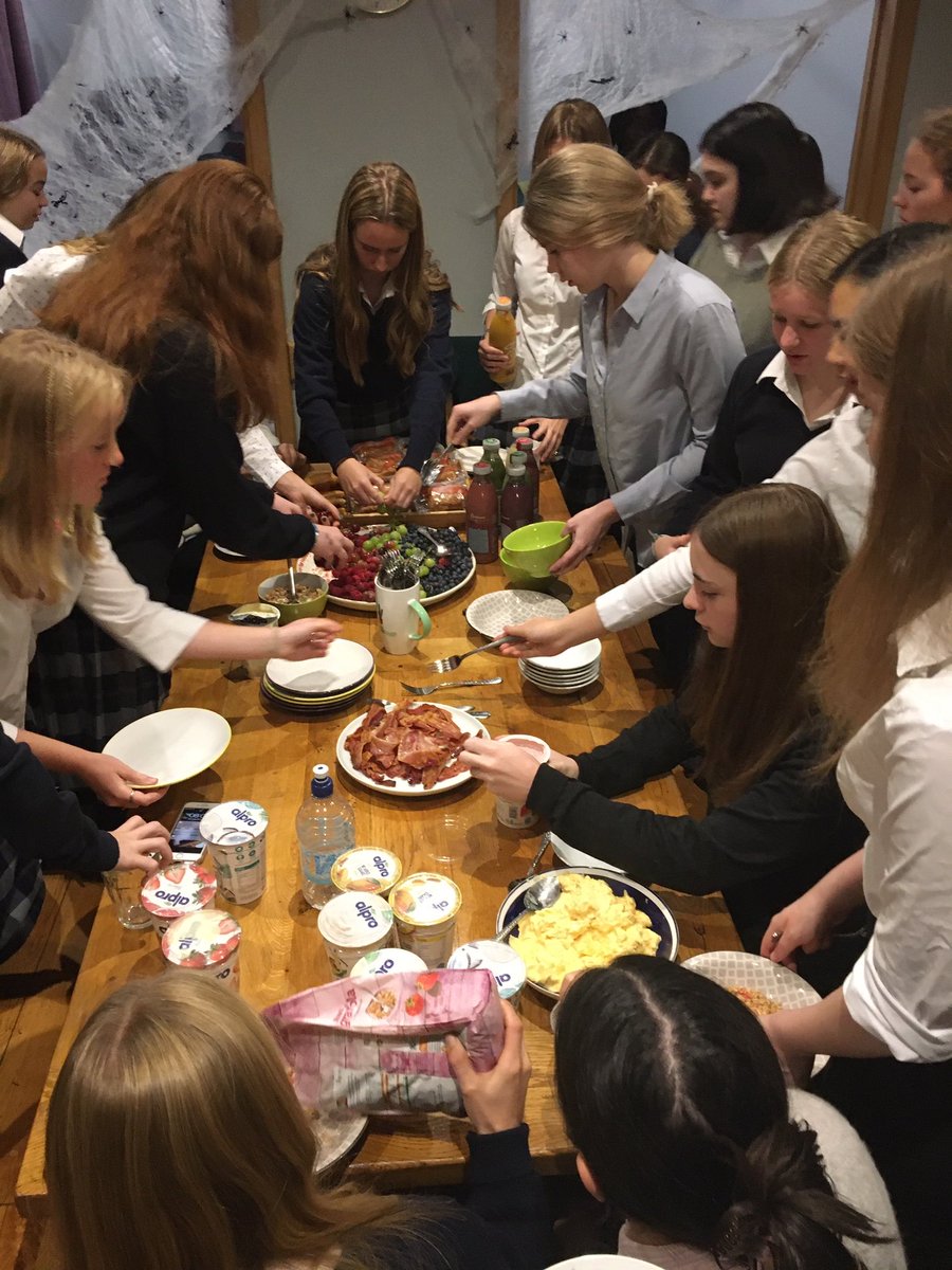 More Halloween fun in Macs @TeddiesOxford