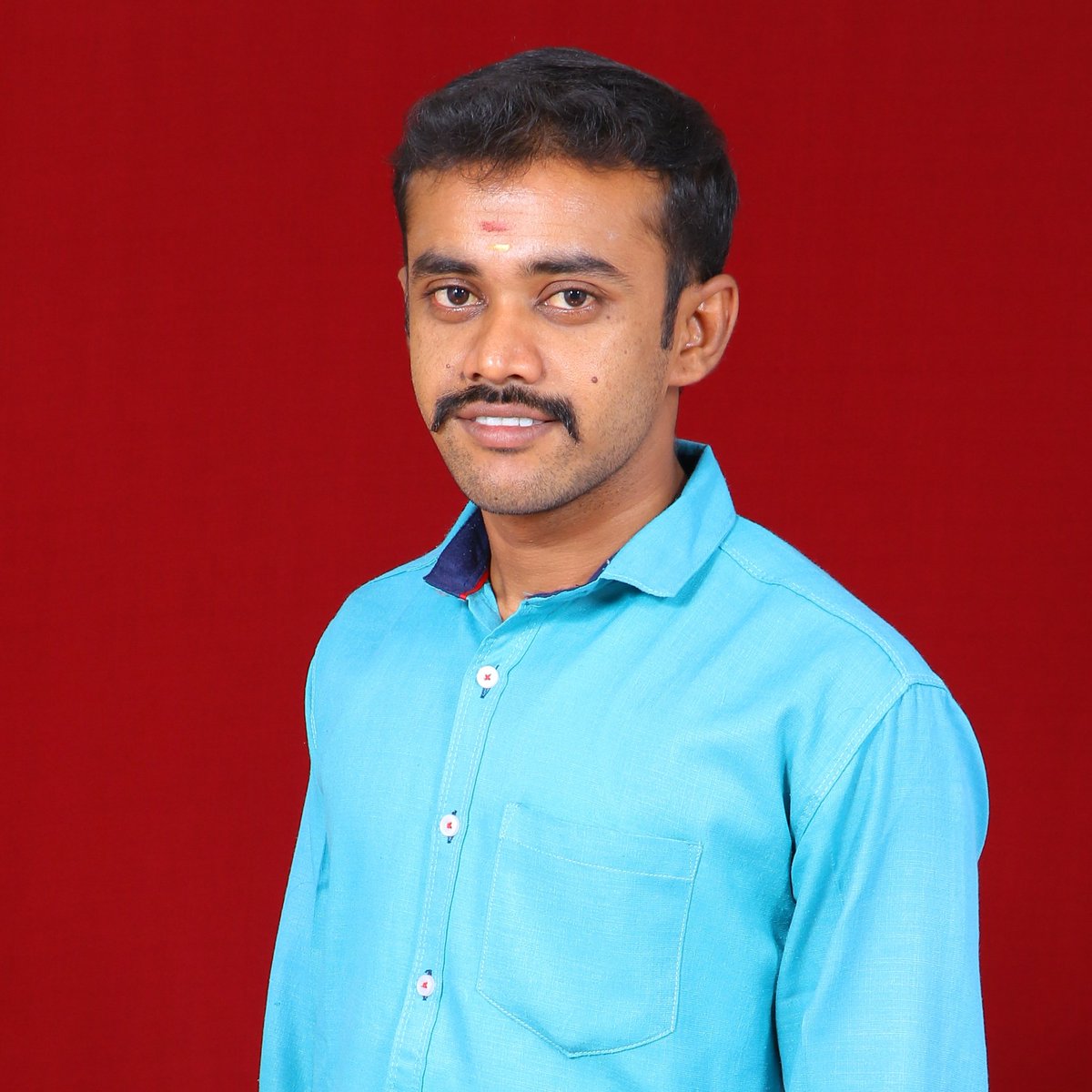 ThevenSubash's tweet photo. #NewProfilePic #தேவரை_அவமதித்த_ஸ்டாலின் https://t.co/xMZgCD1Ehq