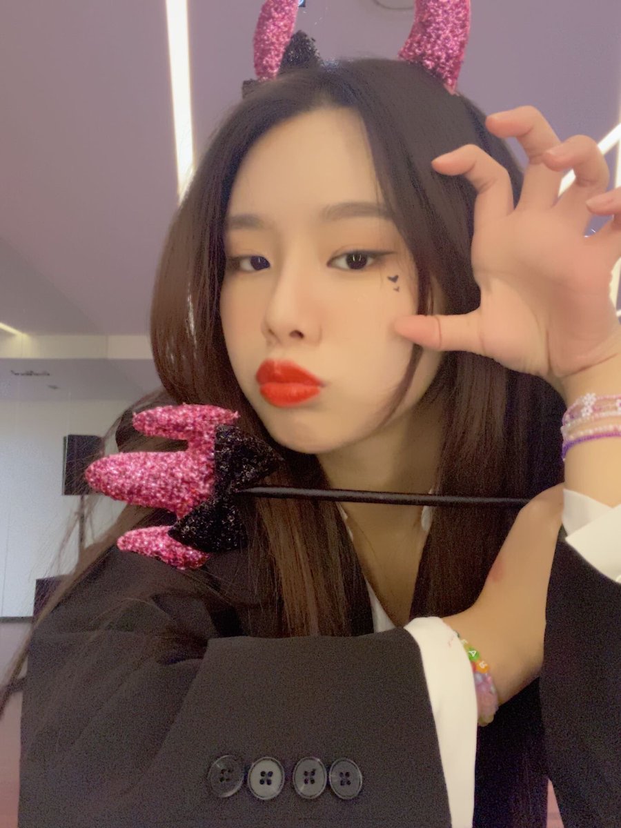 NT053002's tweet photo. 오늘의 나띠~
#NATTY #NT #나띠 #NTMADE
https://t.co/Fw4bYKClPW https://t.co/f1Ff8puP3Q