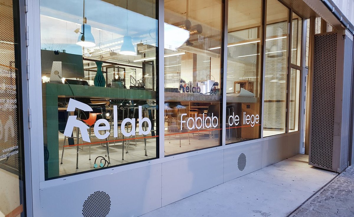 En conformité avec les dernières mesures décidées par le Comité de concertation, le RElab sera fermé au public jusqu’au 13 décembre. Des commandes restent toutefois possibles. Nous restons à la disposition des services de santé. #prenezsoindevous.