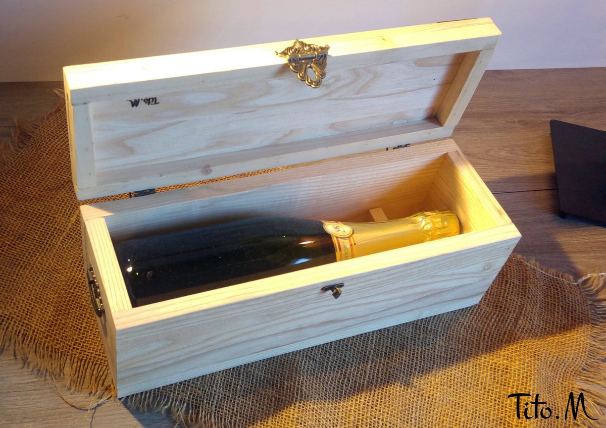TitoMDeco's tweet photo. Nouvelle taille, nouvelle forme !
Collection Frêne (toujours) français
#aconsommeravecmoderation
#creationunique #creation #handmade #personnalisable #coffretenbois #rangement #espritboheme #ebeniste #madein95 #madeinFrance #mif https://t.co/E9iFxVd4PY