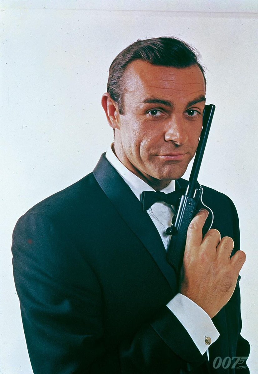 sehblades's tweet photo. A real 007, grew up watching these movies ๐ข #SeanConnery #JamesBondย #Legend #ripdraco #dragonheart https://t.co/1C4jvuCY3P