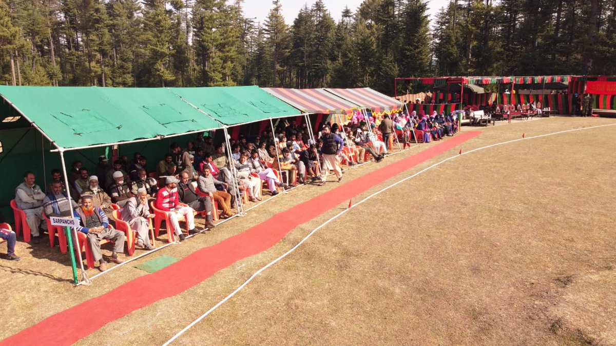 (9/n) #Youth of Kashmir have once again proved, that they  #StandwiththeNation and are ready to shed their blood and sweat to prove their mettle.  #IndianArmy has and will always continue, to support such noble initiatives.