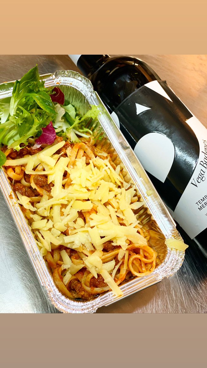 Our most ordered items of the day...

Saucy Spaghetti bol &amp; red wine 
With our mixed berry cheesecake 
🤤 

Only a few left for today so call us now on 02920 090060 or send us a DM 

Gluten free available for both too 😊