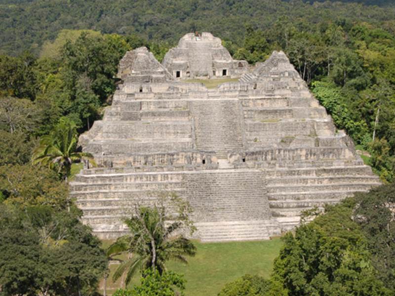 WrobelLawBelize's tweet photo. Want to learn about “The Largest Ancient Maya City in Belize”? Listen to this episode from The Belize Travelcast. @goBelizing  https://t.co/ME1cP4CSxZ

 #belizetravel #belizelife #vacationchronicles https://t.co/22IsbiqnQ8