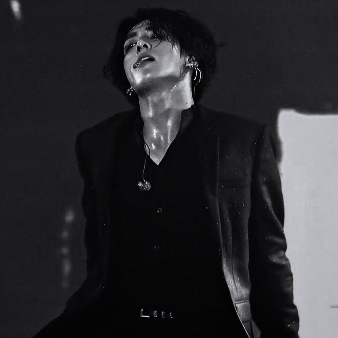 Jungkook hot black and white pics as thunderstorms - a thread