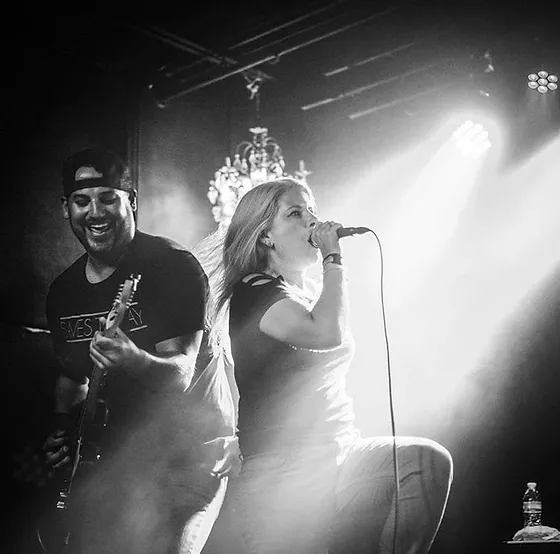 2020 New Rock Band Singles Rewind:

Dinzy <a href="/Dinzyrock/">Dinzy</a> release Turn My Mind Off #TurnMyMindOff #Dinzy 

🎧youtu.be/CEQOzwiQXmE