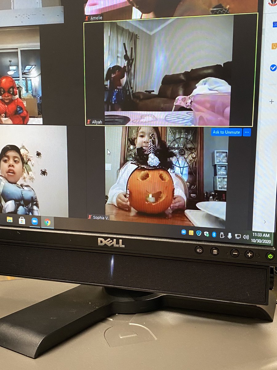 MrsDatreLB's tweet photo. We carved a pumpkin🔍🎃 to observe what’s inside and had a virtual Halloween parade!🎊👻🦸‍♀️🍬🦸‍♂️ #scienceeyes #HappyHalloween2020 @morrisaveschool #wcmm https://t.co/nra4v7lvI3