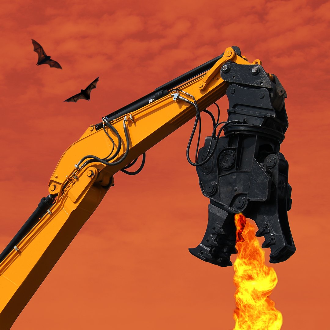 interpartuk's tweet photo. Anyone else noticed it's looking a little odd on site lately? 👀
Happy Halloween! 🔥🦇
#Halloween #HappyHalloween #Halloween2020 #Interpart #JCBParts #Excavators #Diggers #Backhoe #HeavyMachinery #JCBMemes https://t.co/q4n7Ayvj0c