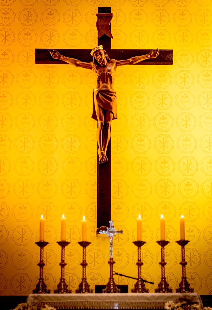 fcosampieri's tweet image. «¿Qué otra recompensa podría ofrecer Dios a aquellos que lo buscan, si no el dejarse encontrar?»

#LumenFidei, n. 35