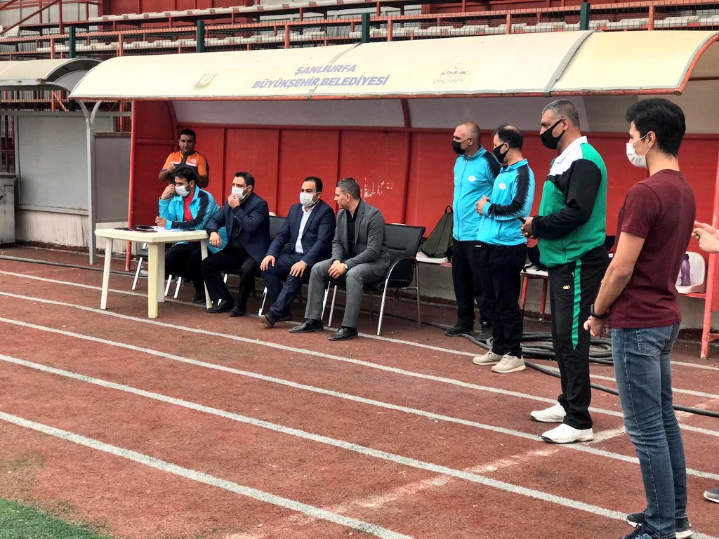 sanliurfabld's tweet photo. Büyükşehir Belediyemizin Spor Okulları’nda, bugün karatecilerimizin kuşak sınavını tamamladık. 

Sevgili gençler sizleri de birçok branşta verdiğimiz spor kurslarımıza bekliyoruz.

Spor yap, sıhhat bul🥋 https://t.co/Ubi3Cc33Eb