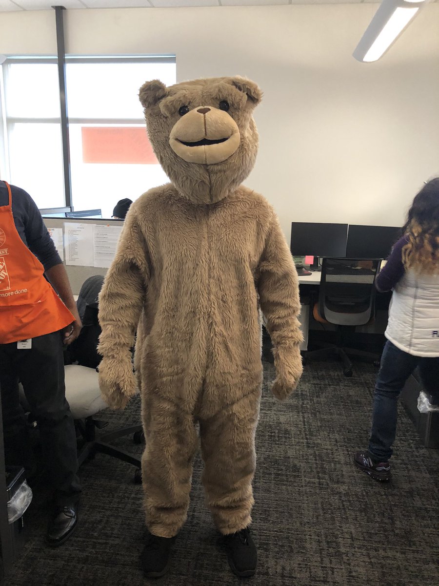 Thank you <a href="/DarinGagethd/">Darin Gage</a> and <a href="/5829Mdo/">MDO 5829 Baltimore</a> for the surprise. And thank you for lunch <a href="/AshleyAnn_2505/">Ashley Smith</a> .