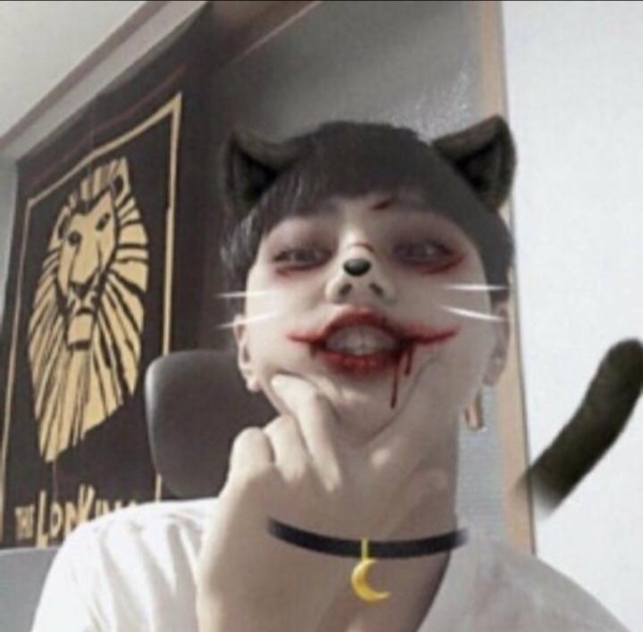 teunteunii_26's tweet photo. #The3DGame : WEEK 2
I really want to see daniel cosplaying as the cat boy😼
Imagine him wearing the same makeup & outfit as the filter he used in some of his predebut selca😯😯
#DanielCosplay
#Dear_Our_Daniel
#Dandelions_WithDaniel https://t.co/sxxZDbxBnd