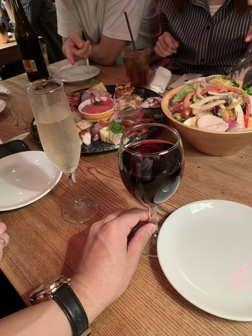 ハッピーハロウィーン🎉

仮装して騒ぐは、子供の特権!
いい歳した俺らは酒でも飲んでるが丁度いい🍷

来月からも頑張りましょうね‼️ 