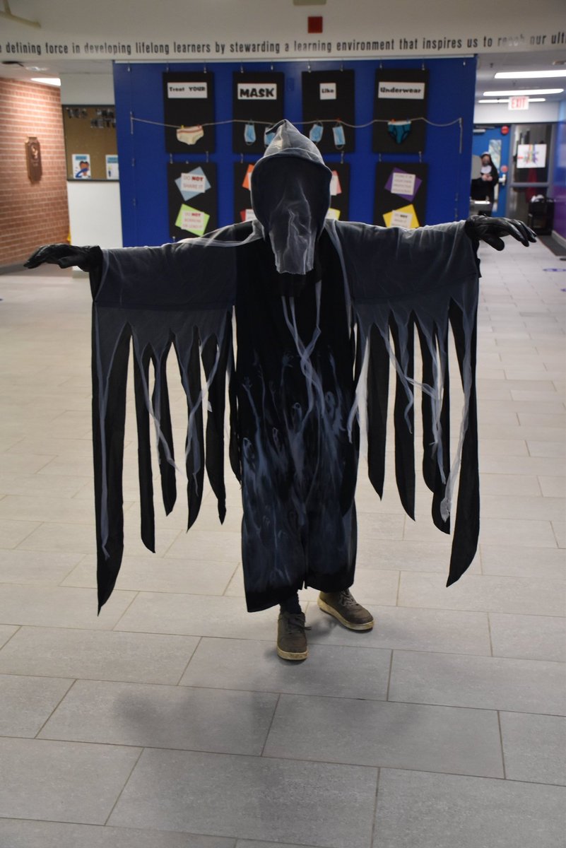 KCSMatters's tweet photo. When black cats prowl and pumpkins shine,
When shivery shivers run down your spine,
When ghosts and goblins ring the chime,
Beware and be scared – it’s Halloween time!
Happy Halloween from all your friends at KCS!
#KCSMatters #BeActive #BeSafe #RespectMannersTryYourBest https://t.co/F1LExOHZrH