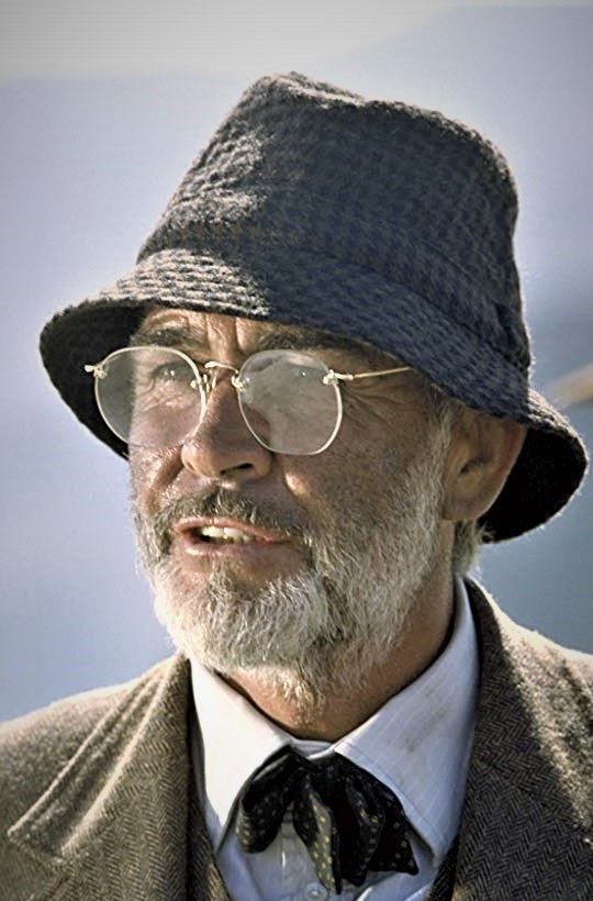 MoreMovies4U's tweet image. RIP Sir Sean Connery - what an icon of the screen. We will have a Martini for you tonight sir, shaken, not stirred of course. #ScreenLegend #JamesBond #RIPSeanConnery