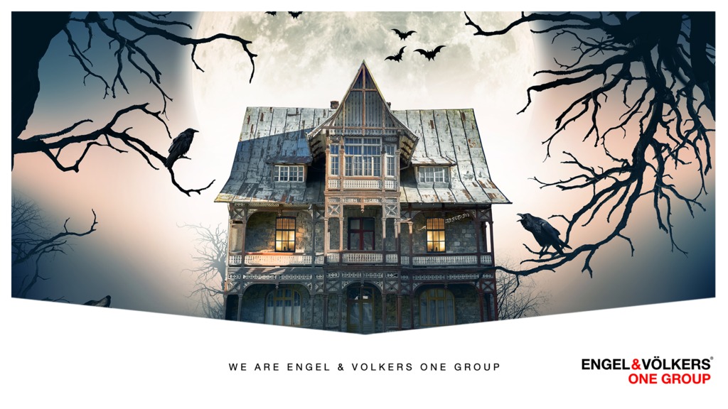TheOneGroupRe's tweet image. Happy Halloween!  Anyone want to buy this house?