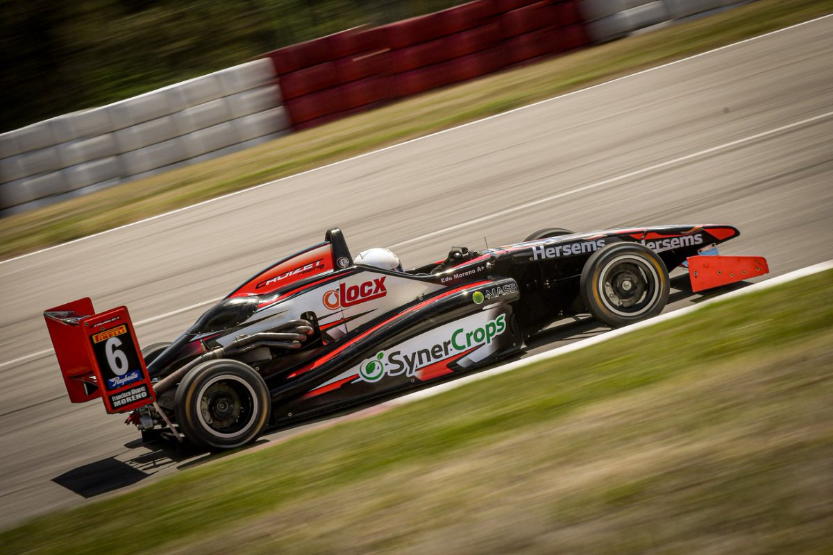 Campeonesnet's tweet photo. #FormulaRenault20 
El último entrenamiento fue dominado por @MorenoEduu en @AutCabalen 
👉https://t.co/P6Zhu7LAGZ https://t.co/gMY8oLOSbu