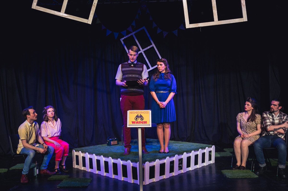 falling_doors's tweet photo. #MerseyHour give us a follow! We are a Liverpool based theatre company producing bold, new work. Past productions include #TheNether #TheresADeadBodyInMyBabysSandpit #Committed #TakingCareofBaby #Kitty  @LivIrishFest @CasaTheatre @HopeStTheatre @CampandFurnace 🎭 https://t.co/ngcazX4Kp3