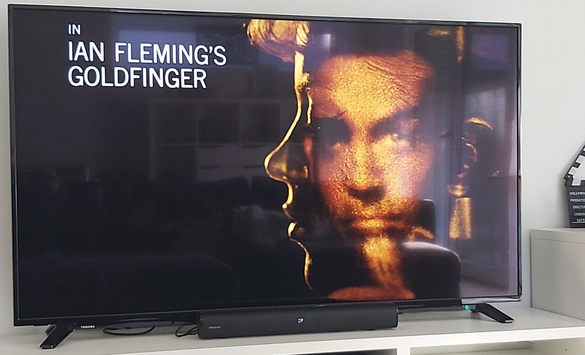 _GKoff_'s tweet photo. Que melhor maneira de homenagear o Bond de todos os Bond?
#007Goldfinger #RIPSeanConnery https://t.co/Rv7yG1mpsM