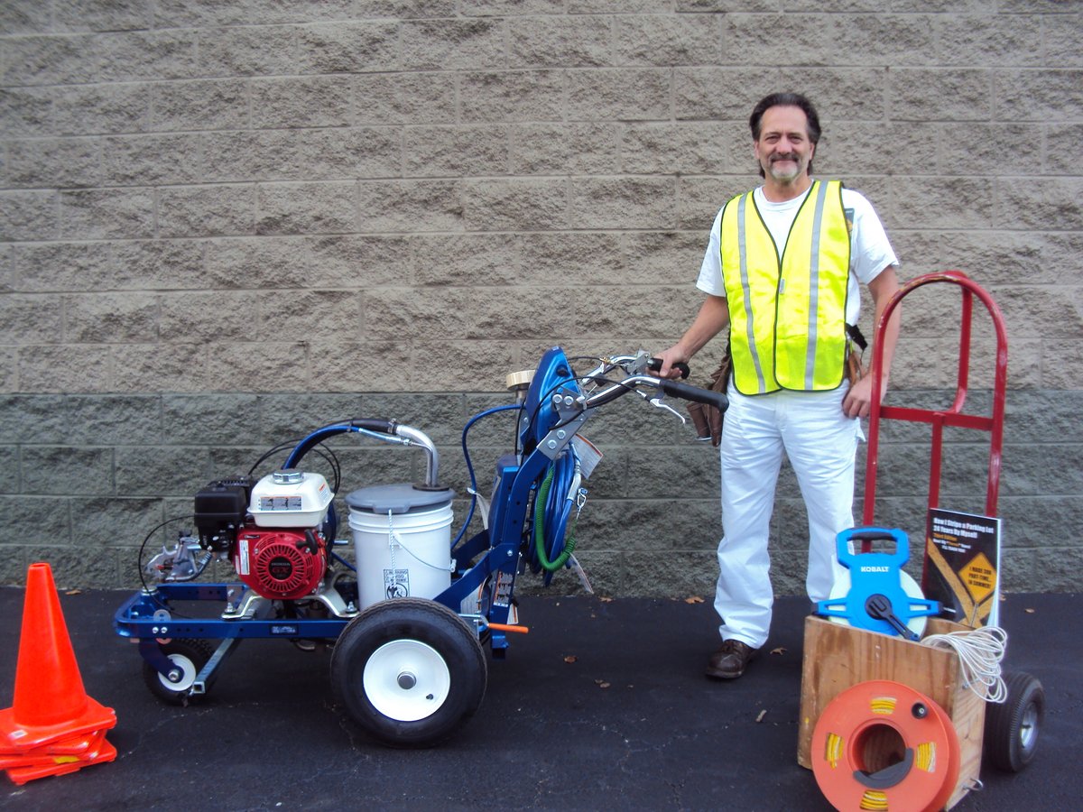 AmericanStripe's tweet photo. My #BestSmallBusiness #PartTimeBusiness #FullTimeBusiness is #ParkingLotStriping and I wrote the book; How I Stripe a Parking Lot. 6K to start or less. No shop. Almost any economy. I take Winter off. Visit my site. Buy my book. Buy my #ParkingLotStencils. Email, call, let's talk. https://t.co/ox8XCFdk51