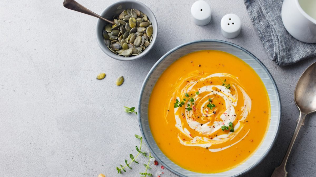 Happy Halloween! 👻

There's nothing better than a hot bowl of pumpkin soup to warm you up after a night of trick or treating! Did you know that Pumpkins are made up of 90% water and contain Potassium and Vitamin A? So make the most of pumpkin season while you can! 🎃