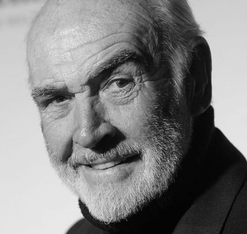 granatafr's tweet photo. Essere un gentiluomo 

non passa mai di moda.

#SeanConnery https://t.co/JC22rGEjRK