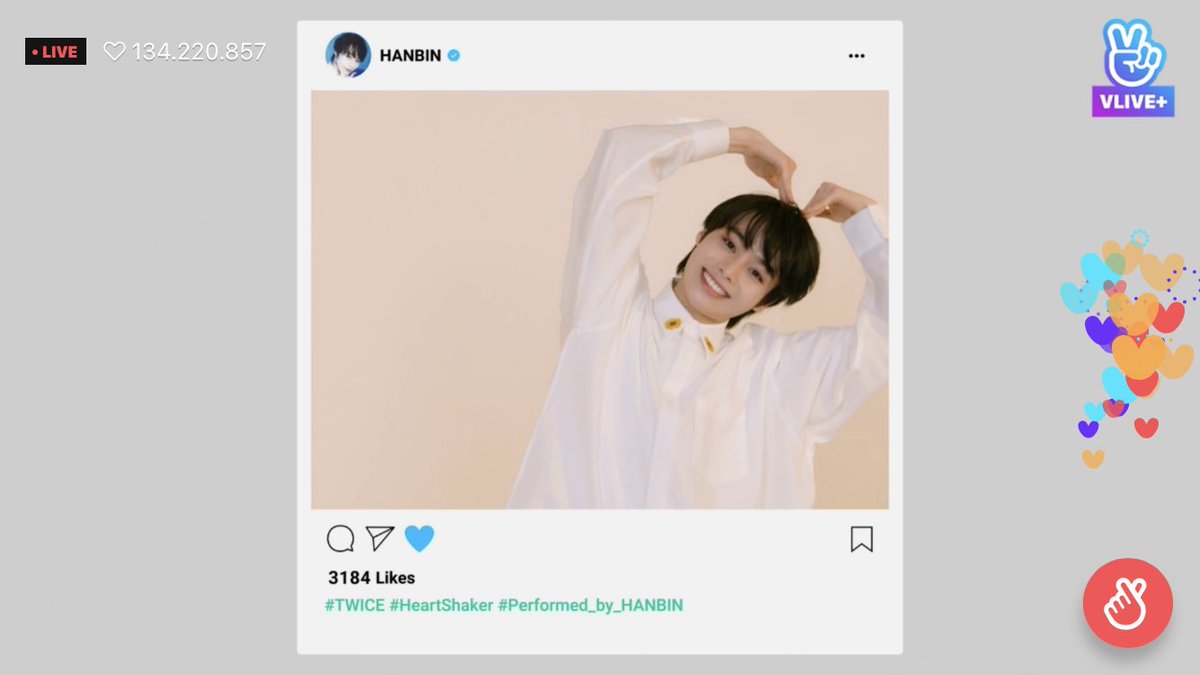 HanbinBrasil's tweet image. OFF | Hannies, qual foi o momento que vocês mais gostaram no evento?

Estou em dúvidas entre a ligação com o Taki e ele dançando heart shaker, porque o adm aqui é boiolinha no Taki e nas Twice!

Utilizem as tags do evento para comentar!!!

~ pe 

#HANBIN_BELIFT 
#HANBIN_FanEvent