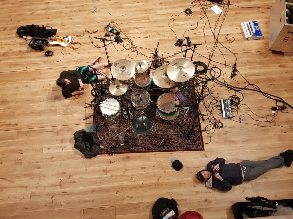 Ten Foot Wizard tweet media