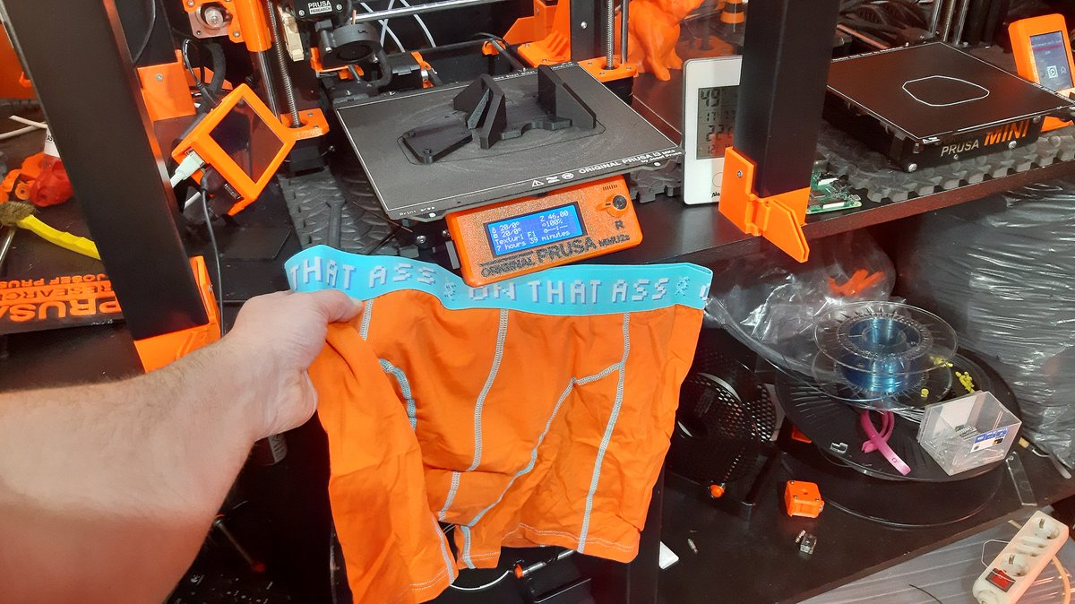 de3dprintman's tweet image. Hey @ONTHATASS_NL, you guys should do a special @Prusa3D edition of your awesome boxers. That orange is spot on! 😜 

#3Dprinting #PrusaResearch #OnThatAss