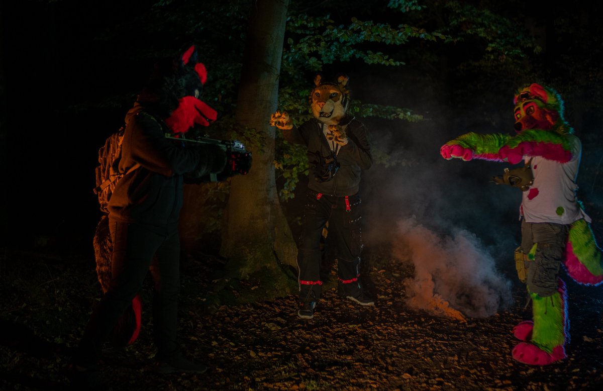 Oh no! The Furry Zombies are coming!! 

Happy #Halloween2020 everyone!

with <a href="/askimaru/">Askimaru</a> and <a href="/fur_nerox/">Nerox</a> 
📷: <a href="/fluffy_studio/">Fluffy Paws Studio</a> (<a href="/FurJorden/">Jorden</a> )

#furry #fursuit