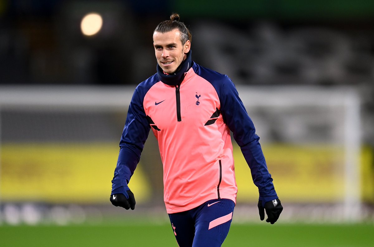 Gareth Bale donates 300 Christmas hampers to help families in Swansea bit.ly/35TRlaa