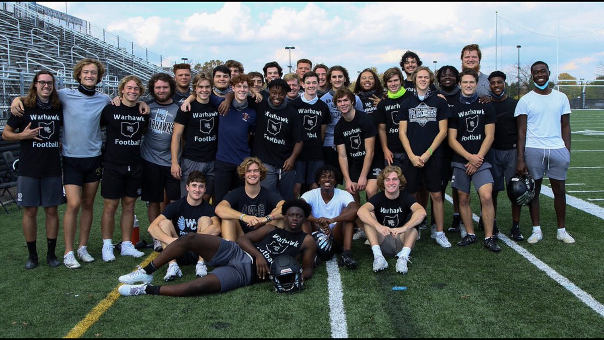 BrentMo03800724's tweet photo. This has been a season to remember! This senior group has poured their hearts into our program and certainly left their mark with 3 playoff appearances and making it to the elite 8.  So excited to see the great things they do in the future. THANK YOU CLASS OF 2021! https://t.co/M0SQMeZbYL