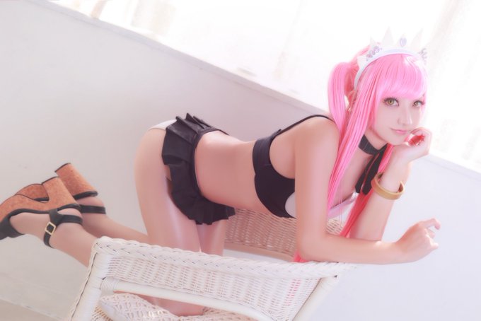 Twitterのコスプレ画像11