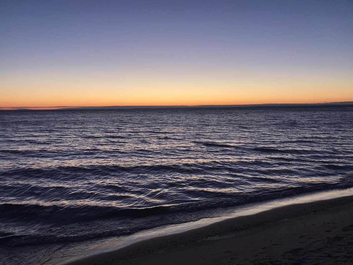 Sunrise 670. How much sentimentality is too much? &ndash; bei  Davin's Beach