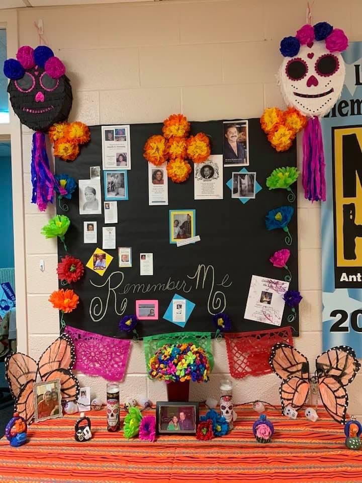 Dia De Los Muertos Ofrenda