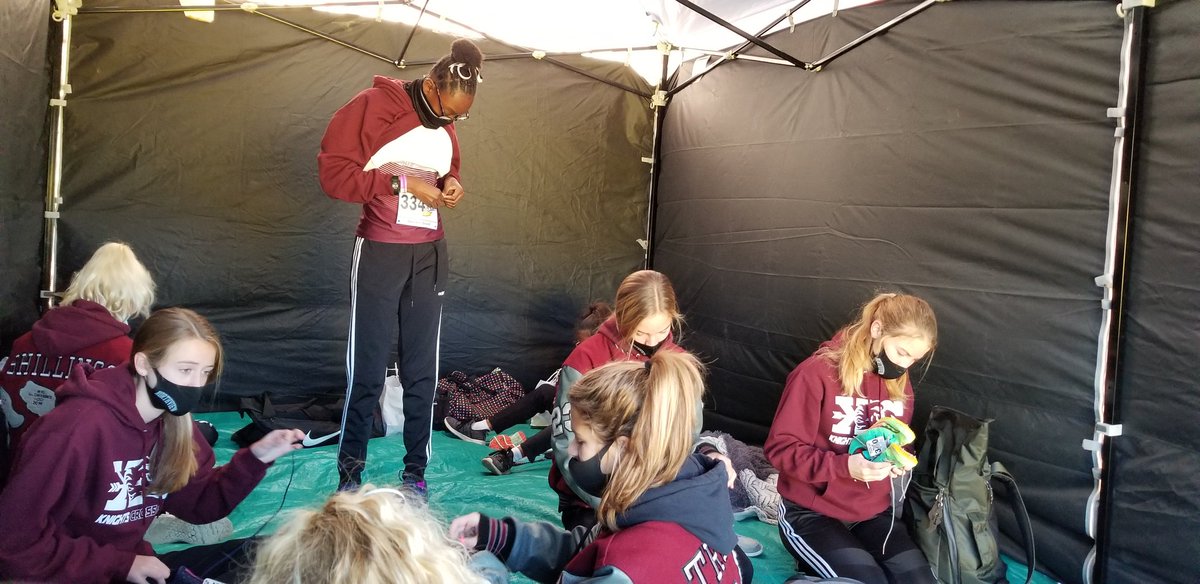 NHS_GirlsXC's tweet photo. State meet prep. We are 90 minutes from race time. #NHSXC ROCKS! DIN https://t.co/w6EUsgmxWk