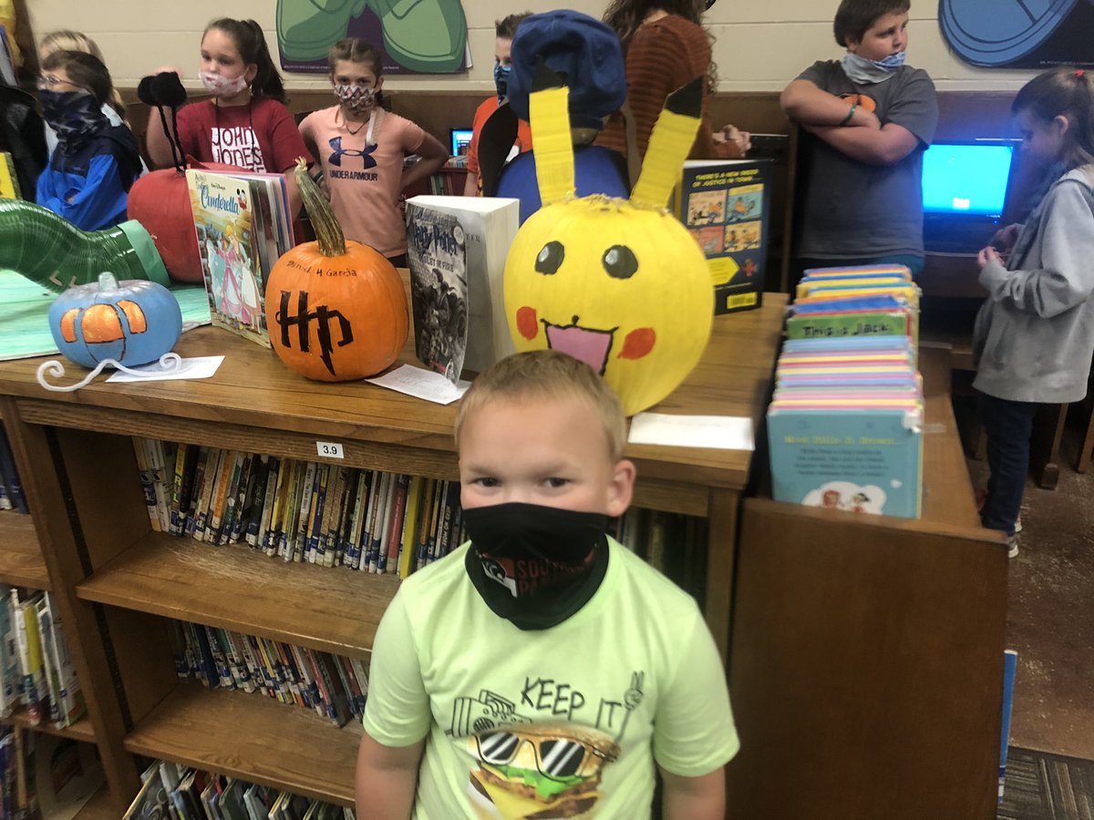 Mrs. Irwin tweet media